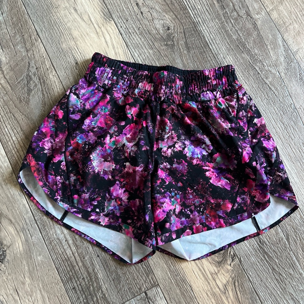 Lululemon Tracker Short V Fluoro Floral Multi Size 6